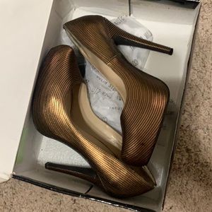 Bronze sequin platform heels. Colin Stuart. Size 8